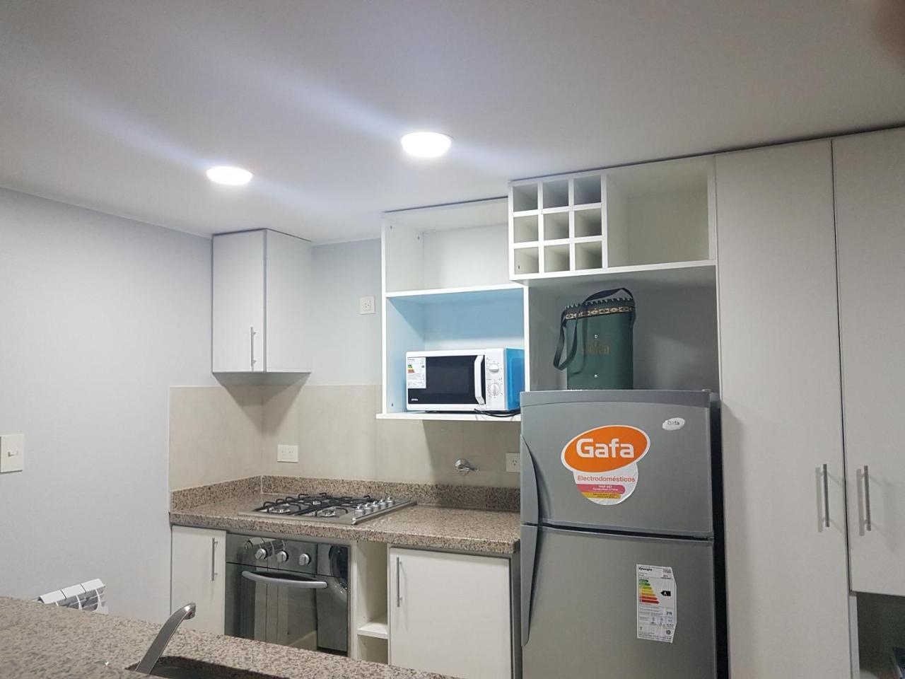Leguizamon Suite Con Cochera Салта Екстериор снимка